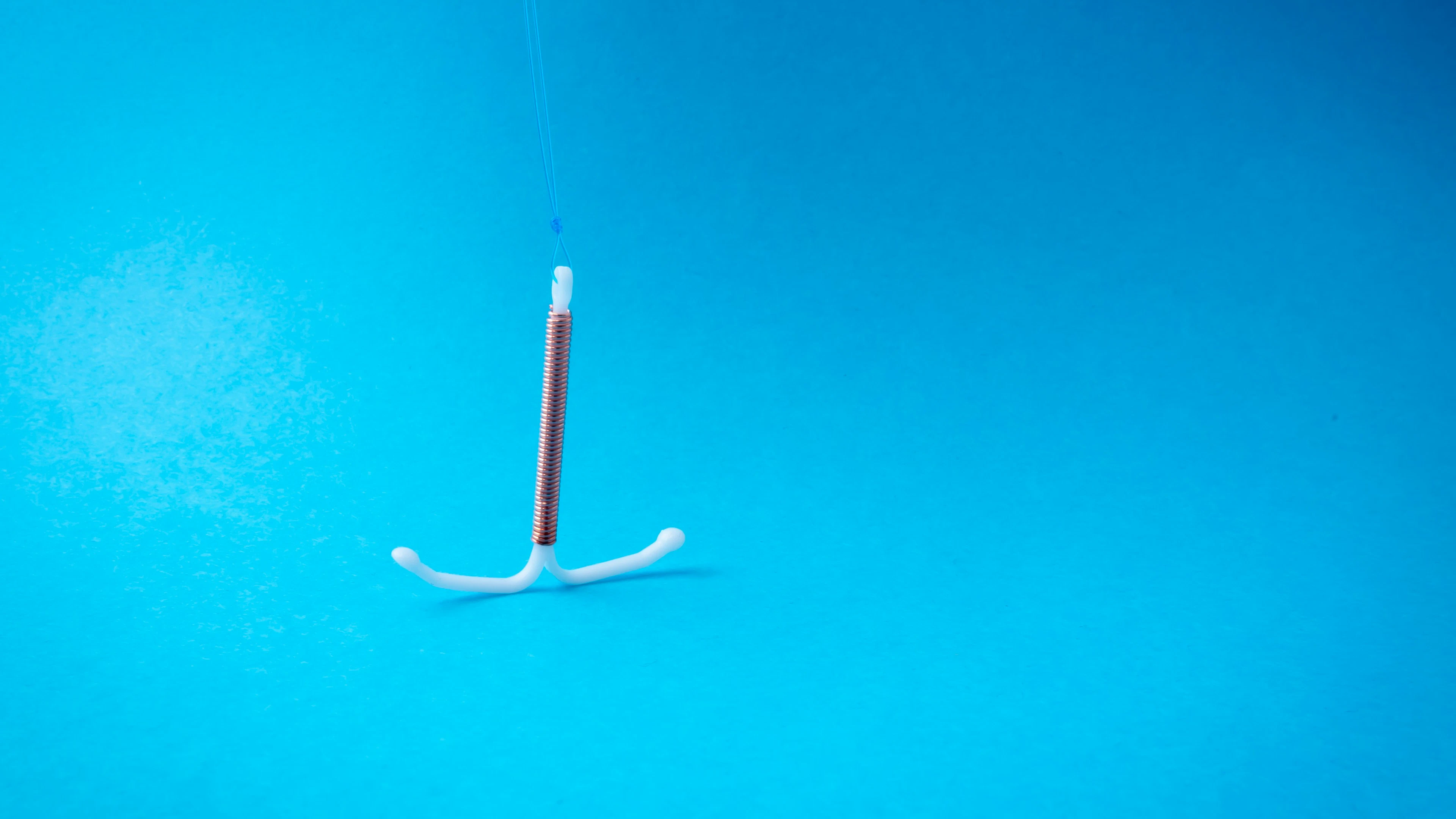 Spiraaltje plaatsen tijdens de menstruatie is niet minder pijnlijk