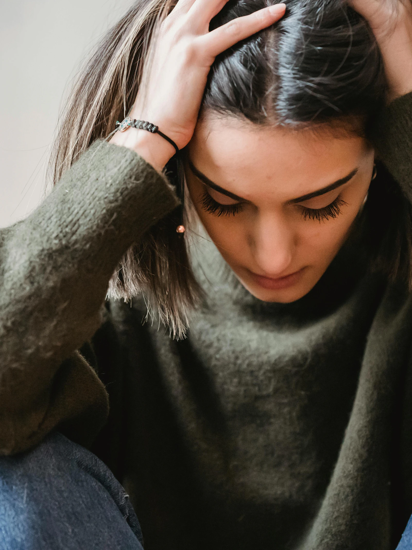 Hoofdpijn verhoogt risico op zelfdoding