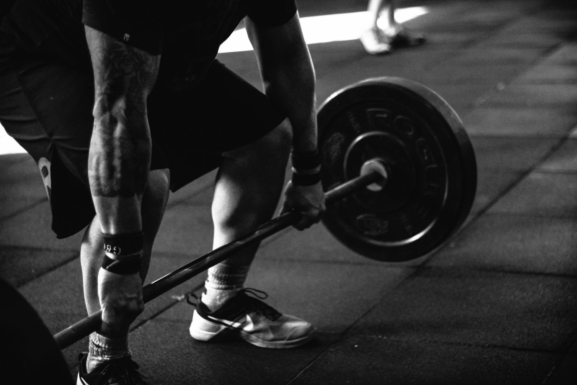 Anabolen in de fitness verstoren je hormonen en doen je teelballen krimpen