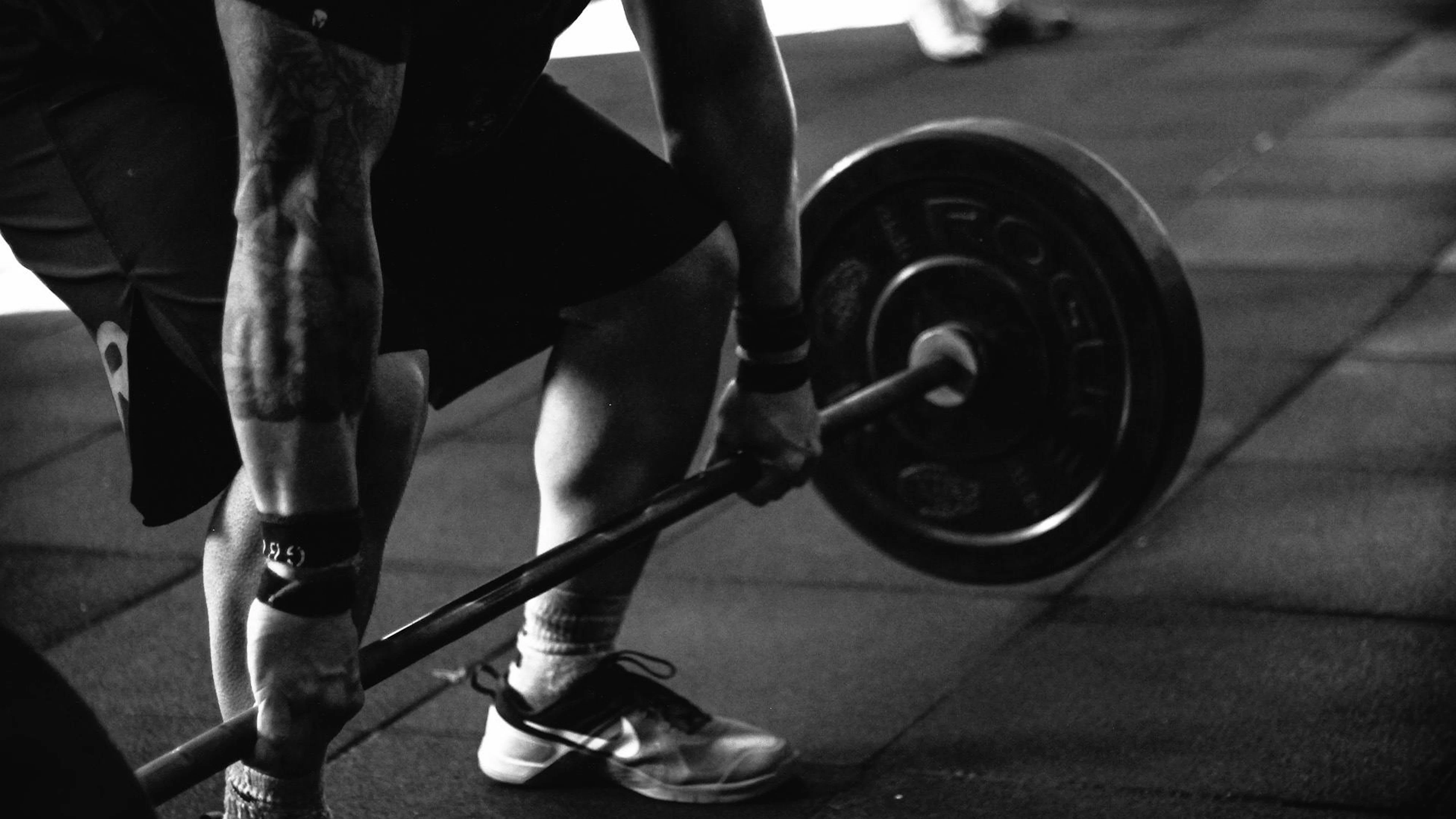Anabolen in de fitness verstoren je hormonen en doen je teelballen krimpen