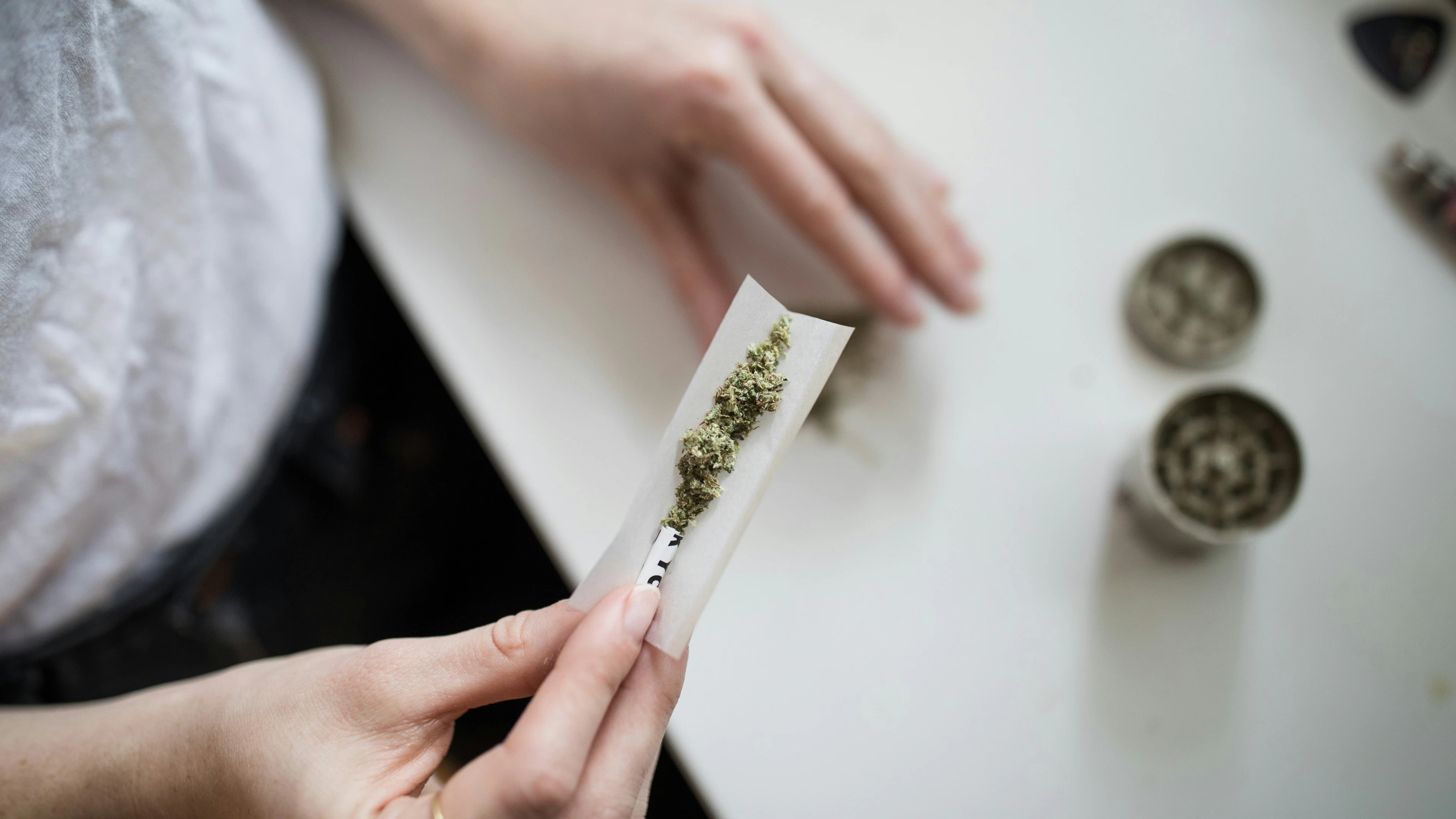 Wat gebeurt er als je drugs toelaat?
