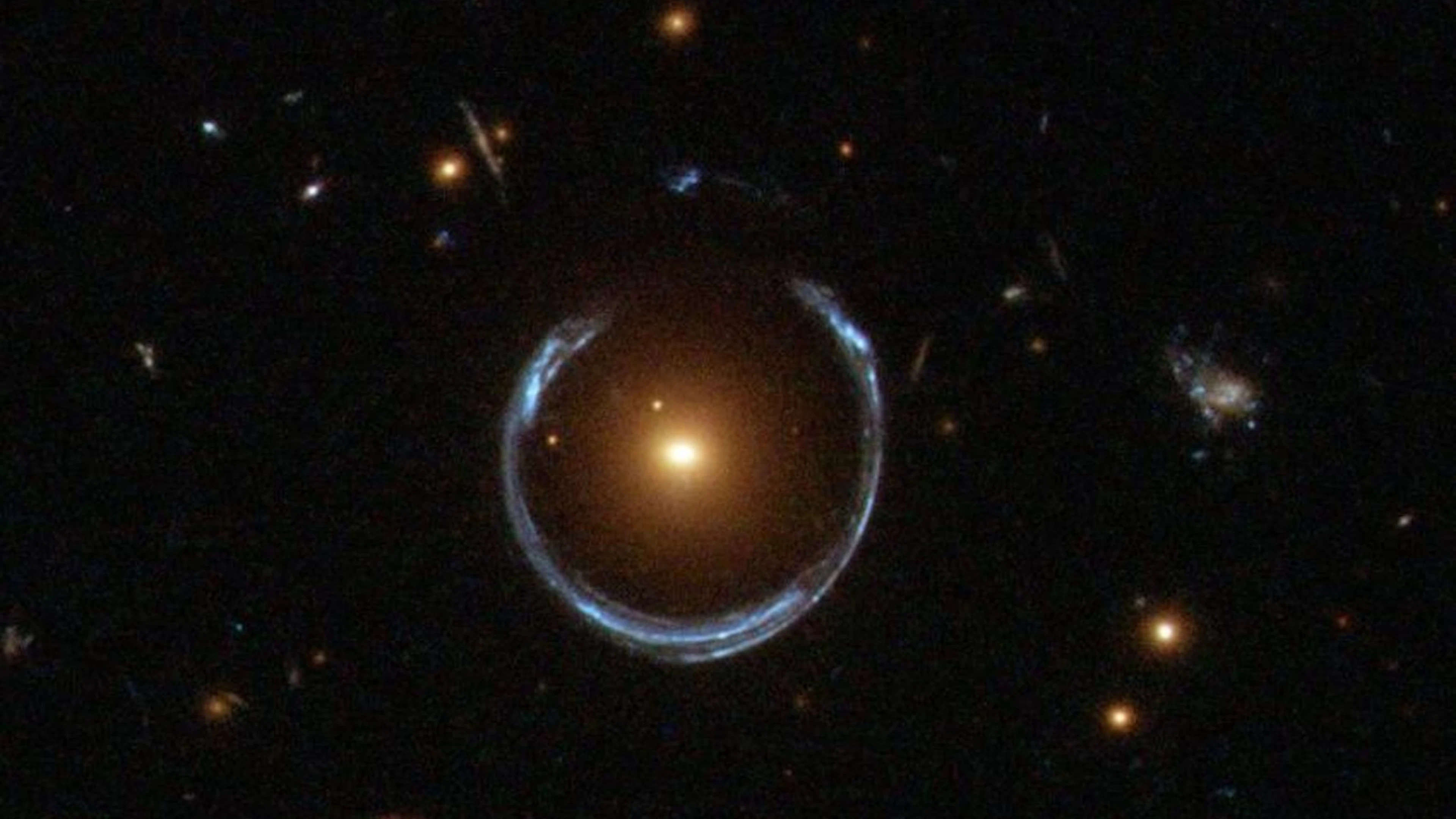 Astronomen ontdekken het zwaarste zwarte gat dat ooit is gezien