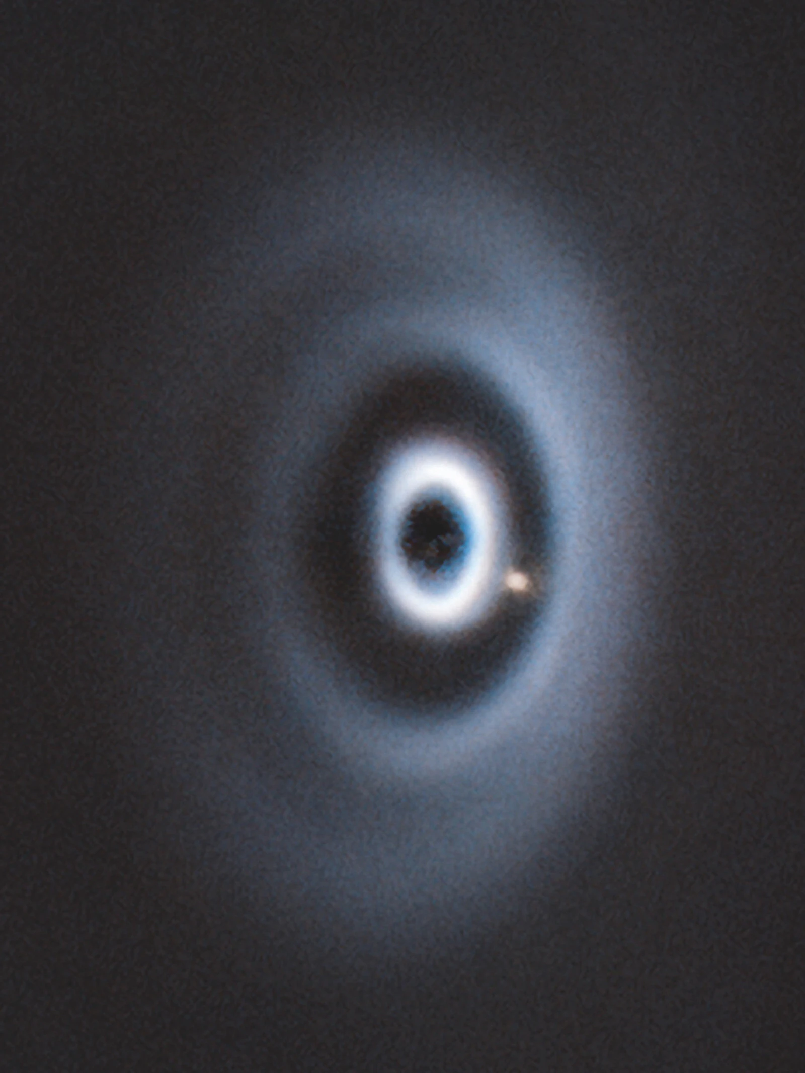 Babyplaneet vreet zich een weg door protoplanetaire schijf
