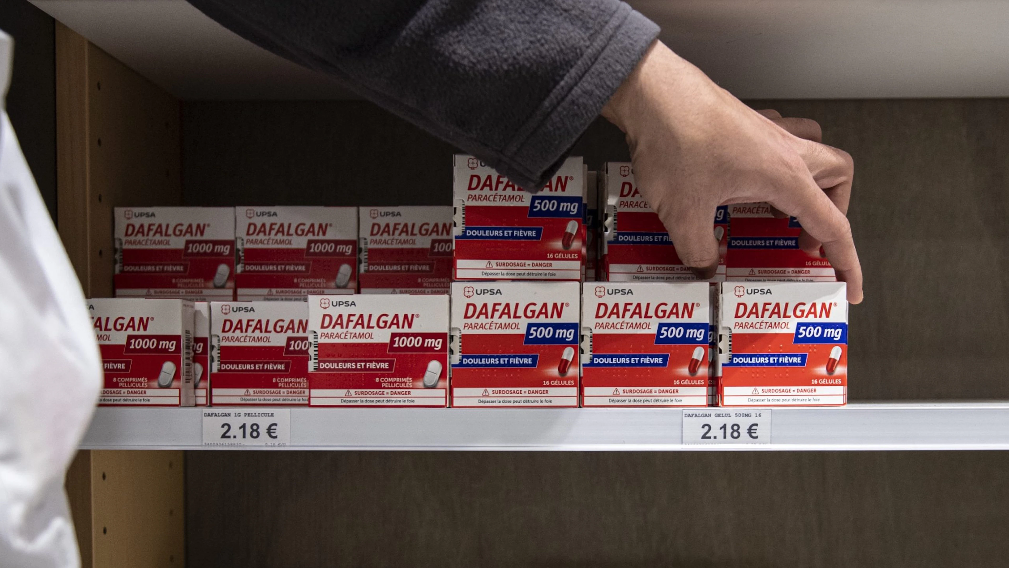 Trump linkt paracetamol tijdens zwangerschap aan autisme. Wat zegt de wetenschap?