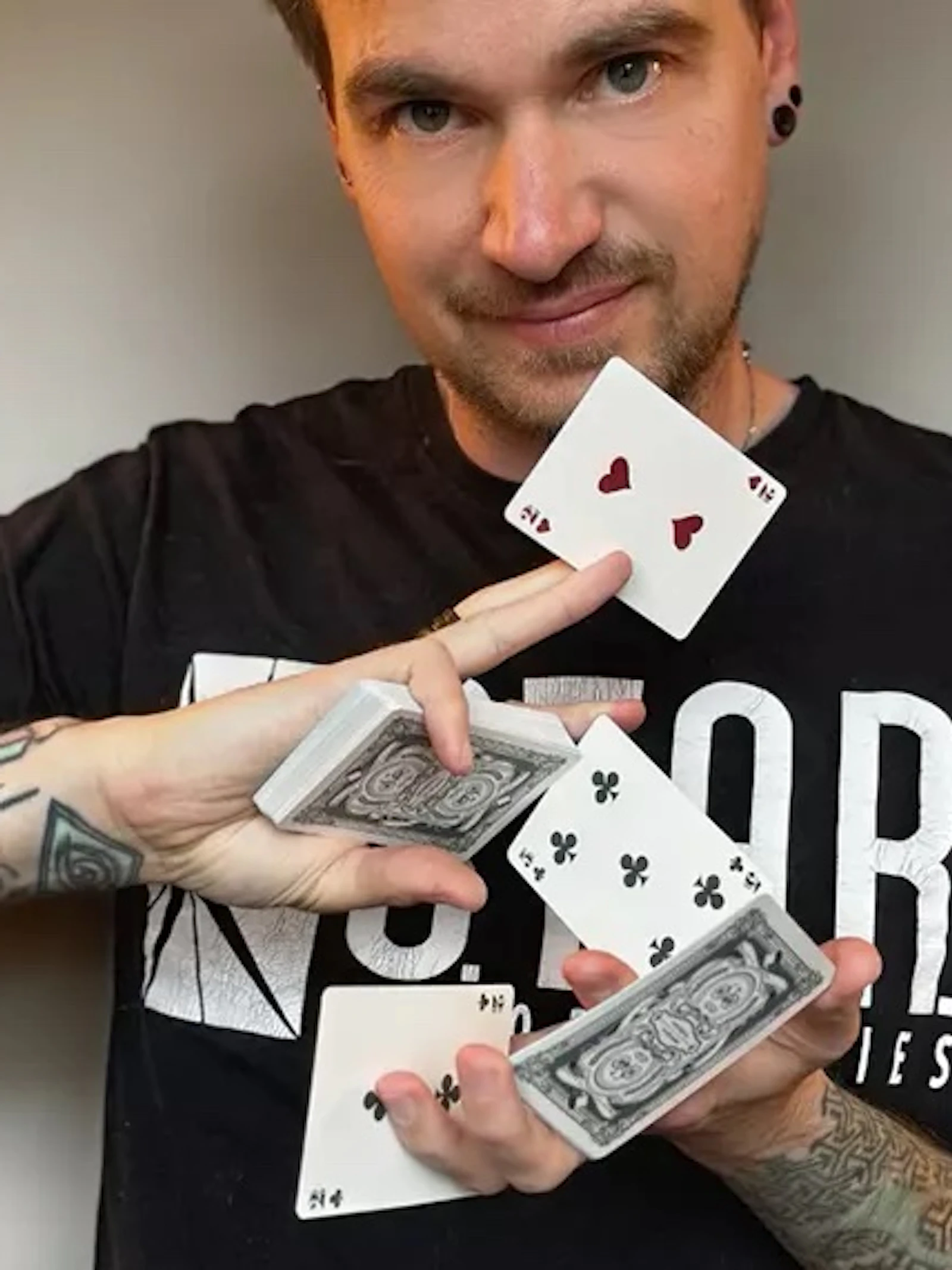 ‘Goochelaars zijn meesters in manipulatie: ze spelen met onze cognitieve blinde vlekken’