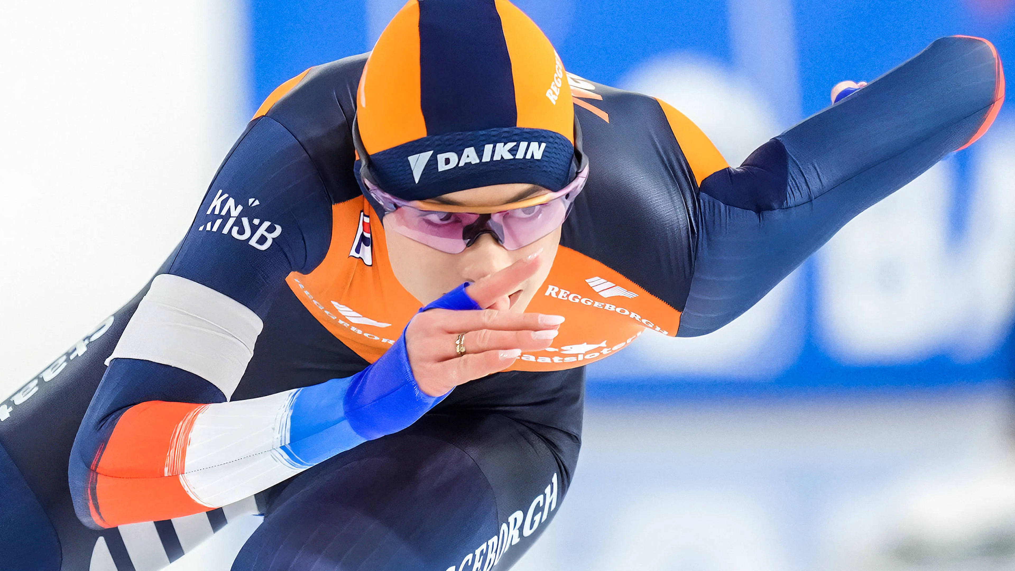 Waarom slaan sporters op hun lichaam voor een wedstrijd?
