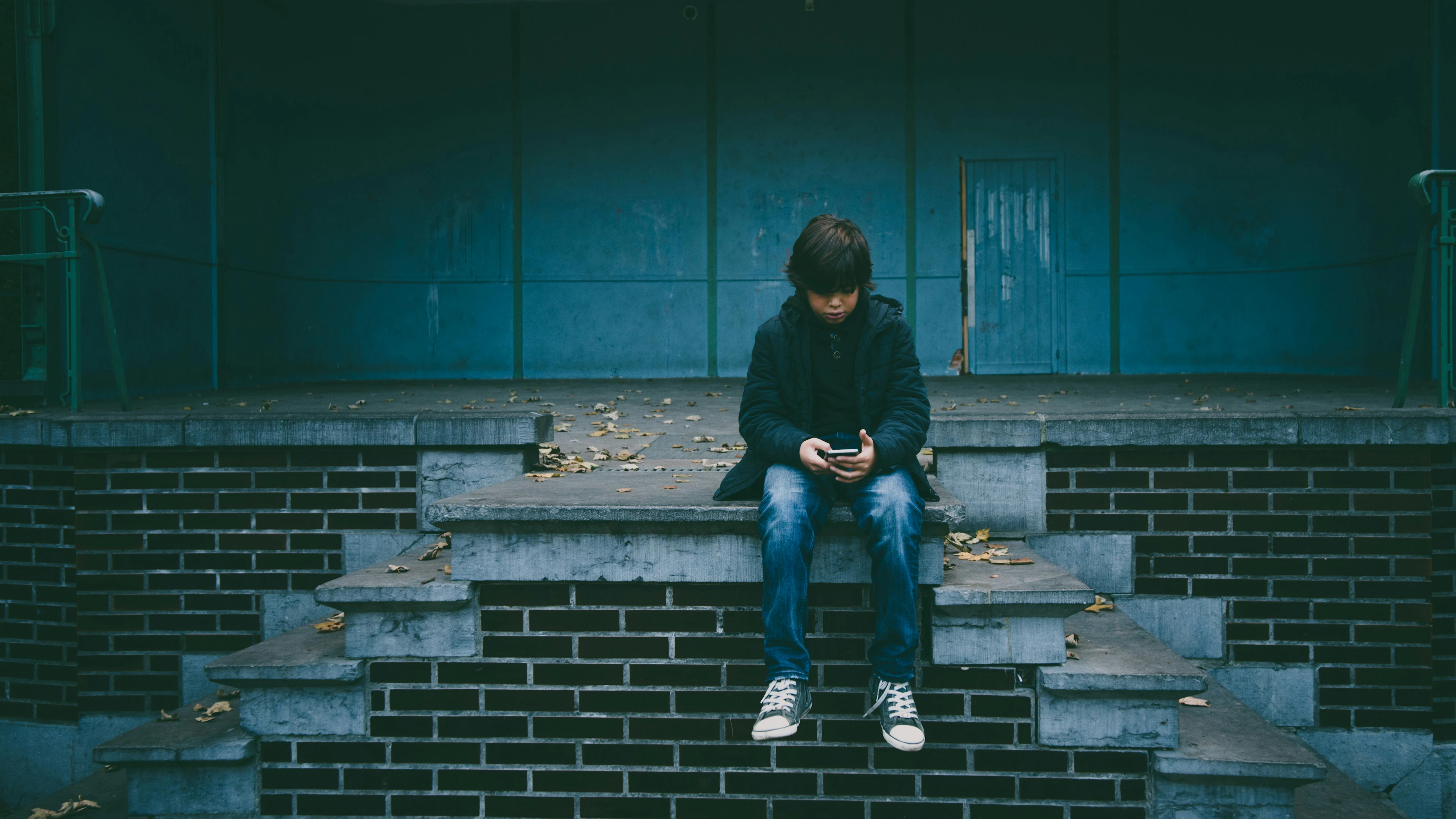 Op welke leeftijd geef je je kind een smartphone of toegang tot sociale media?