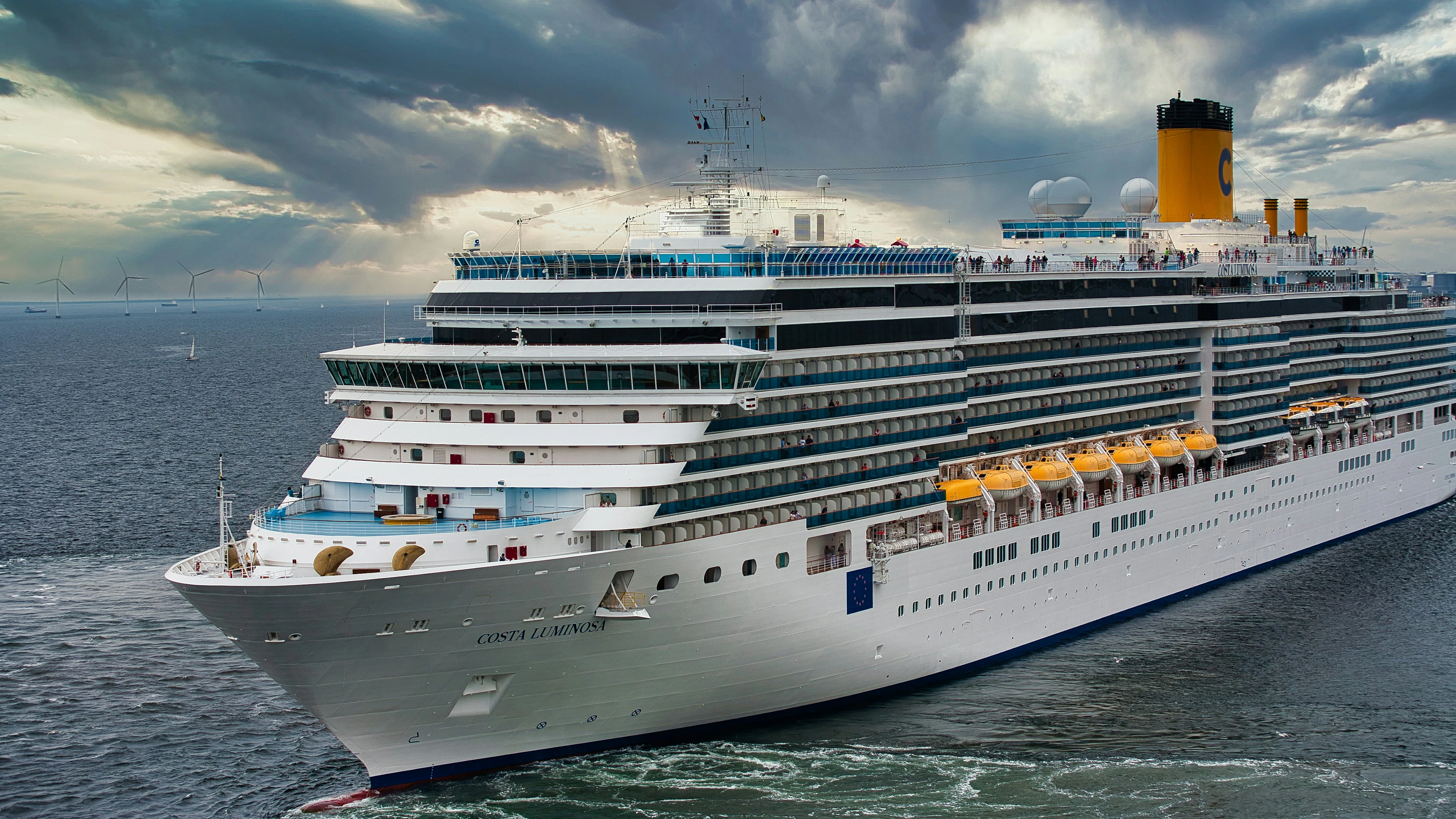 Uitstoot van aangemeerde cruiseschepen verzwakt longen