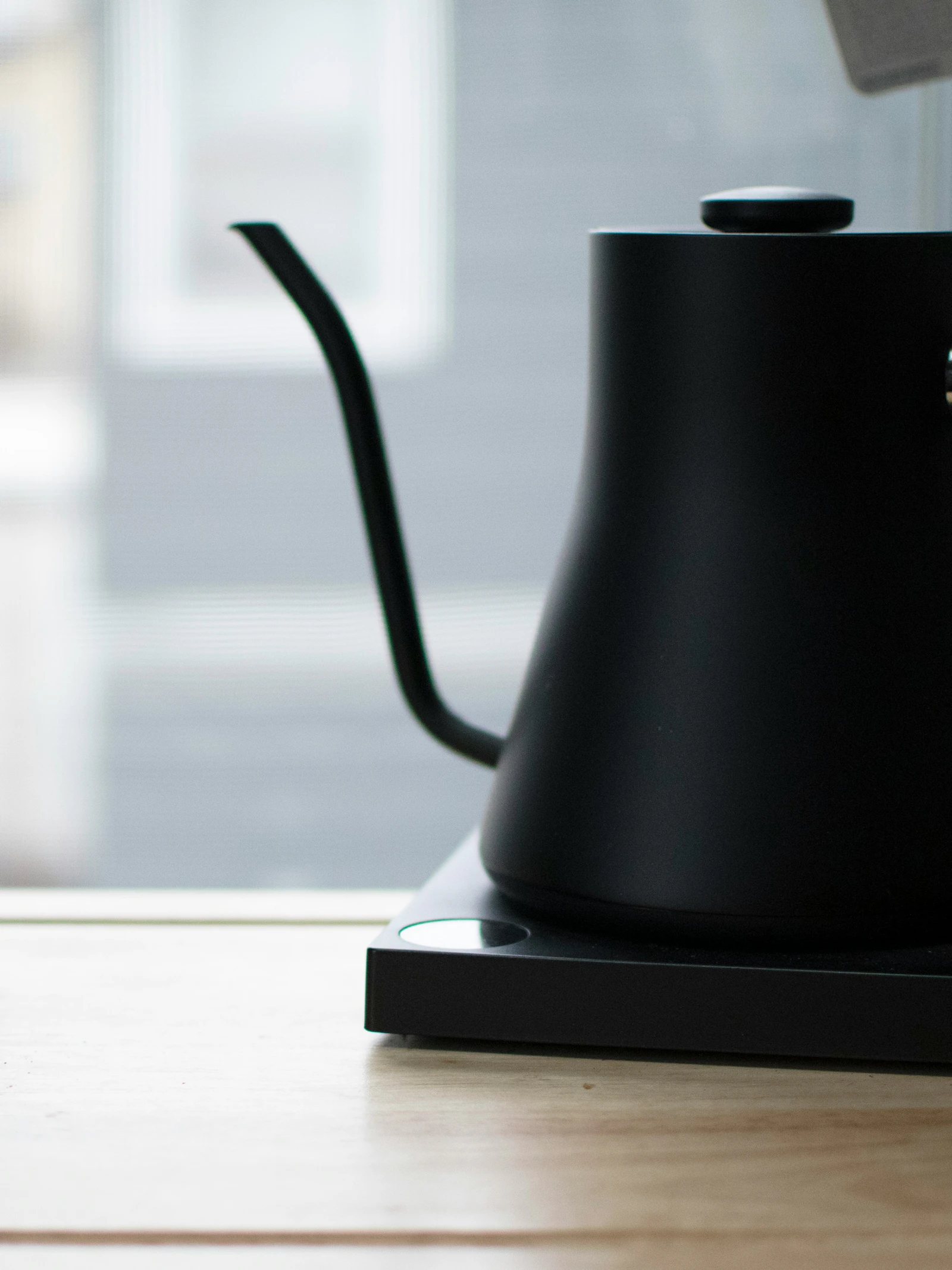 Water koken: een koud kunstje? Waarom een blinde persoon kieskeurig wordt over schenktuiten