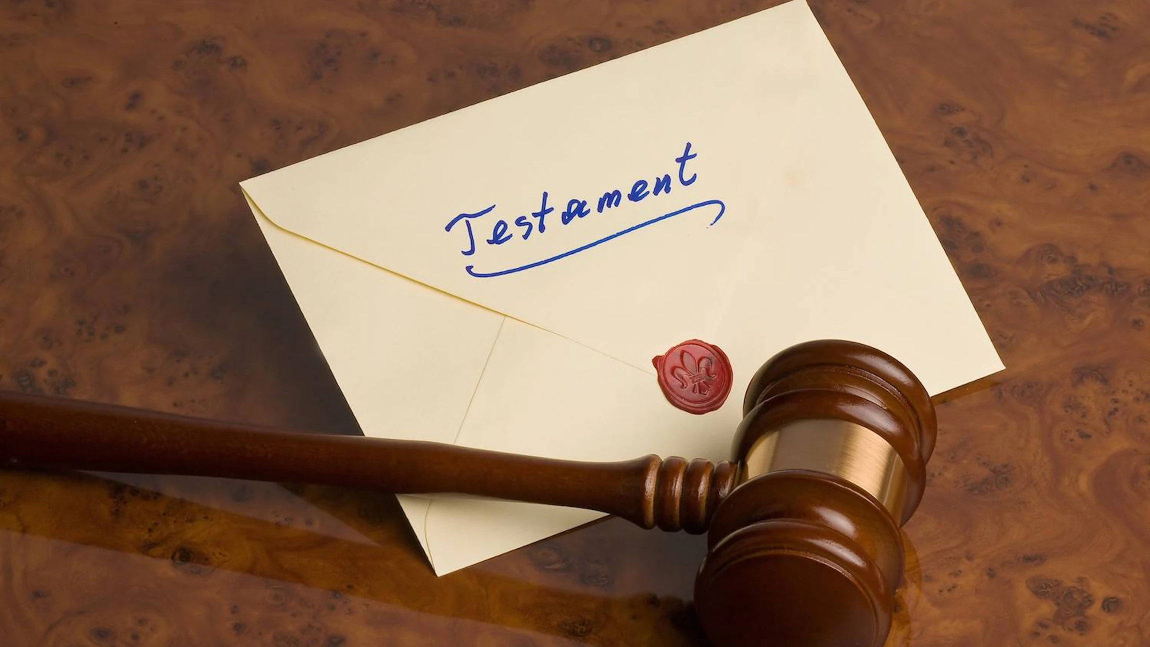 Een slim testament. Hoe je via je testament een laatste keer spreekt, je wensen realiseert en ook goede doelen kan steunen