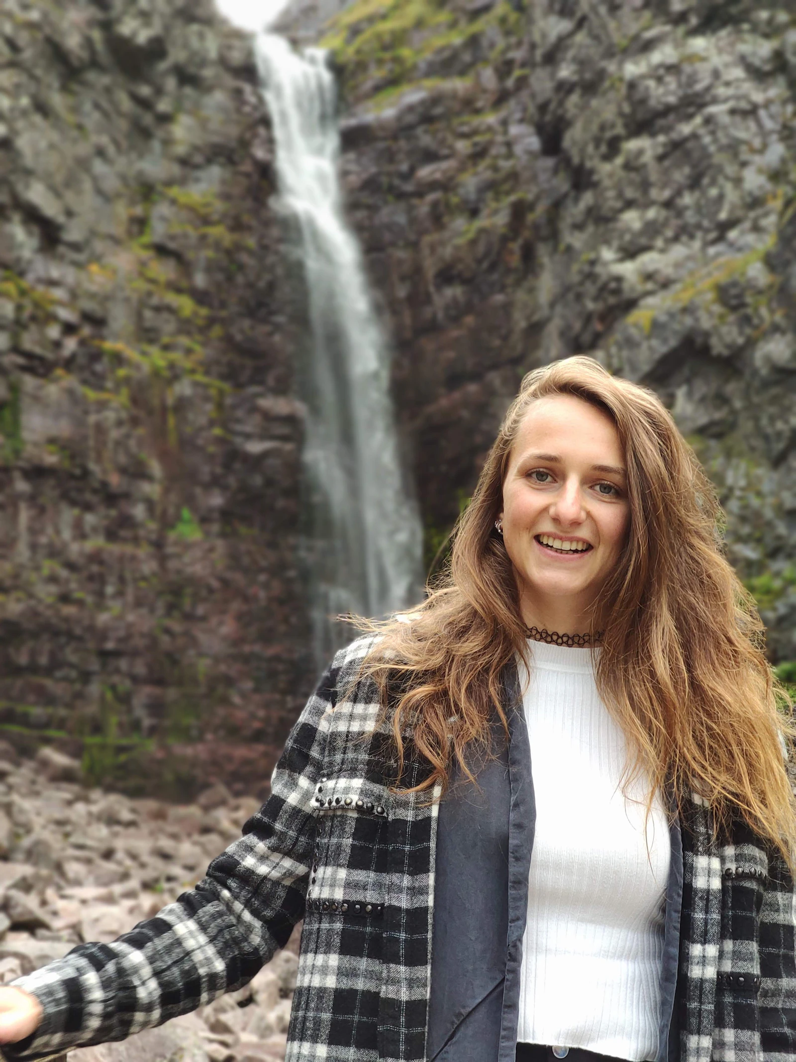 Marie Beeckman is een jonge en beloftevolle ruimtevaartingenieur bij RedWireSpace