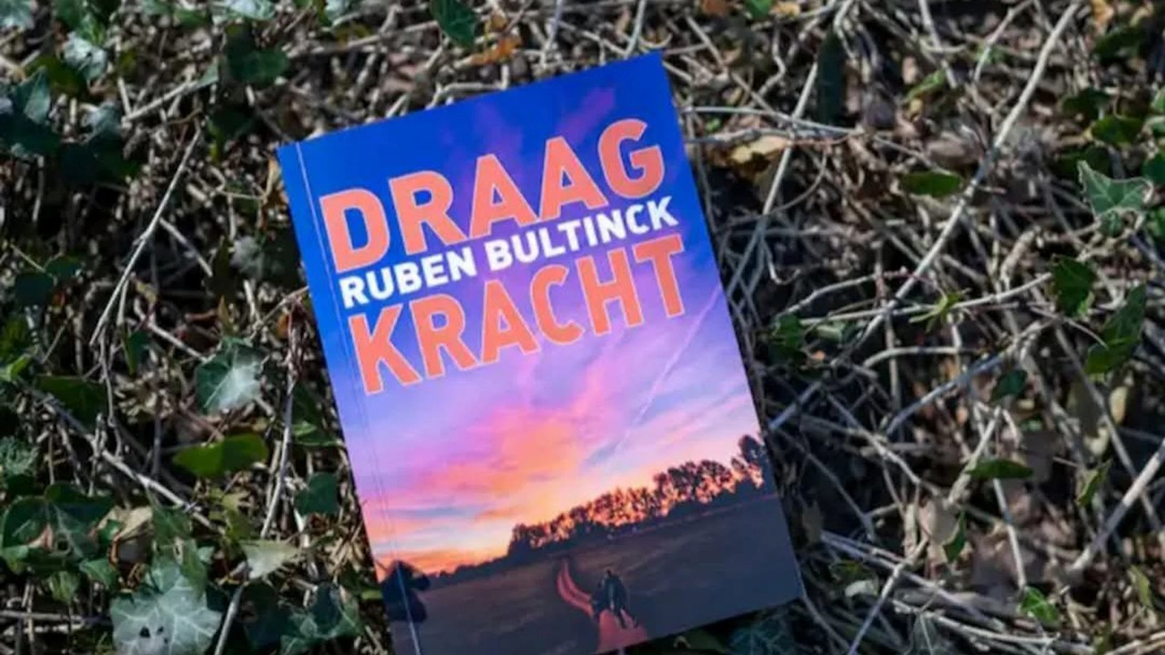 Het tweede boek van Ruben Bultinck - Draagkracht - heeft een duidelijke link met astronomie.