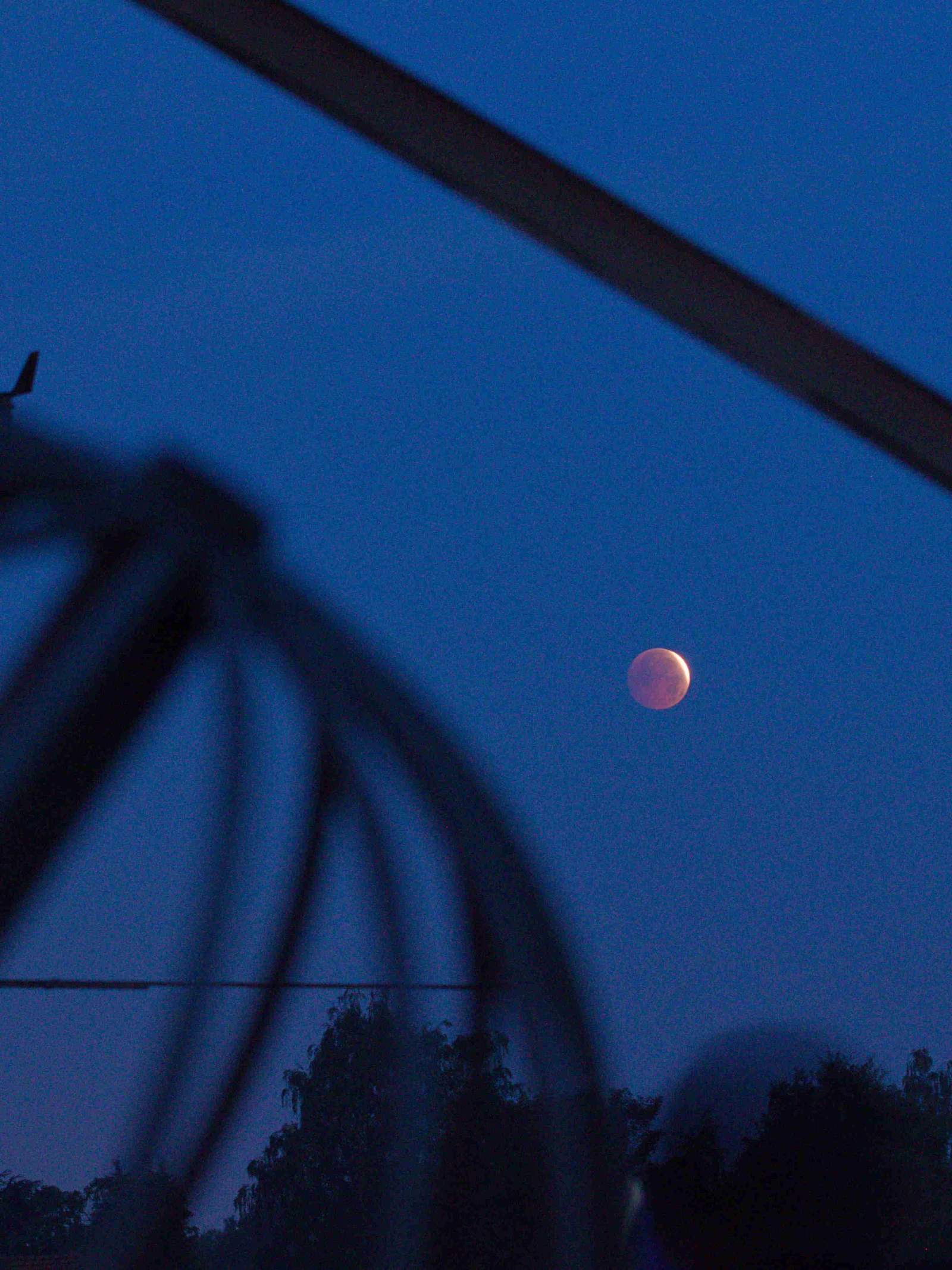 Maansverduistering vanop terras MIRA