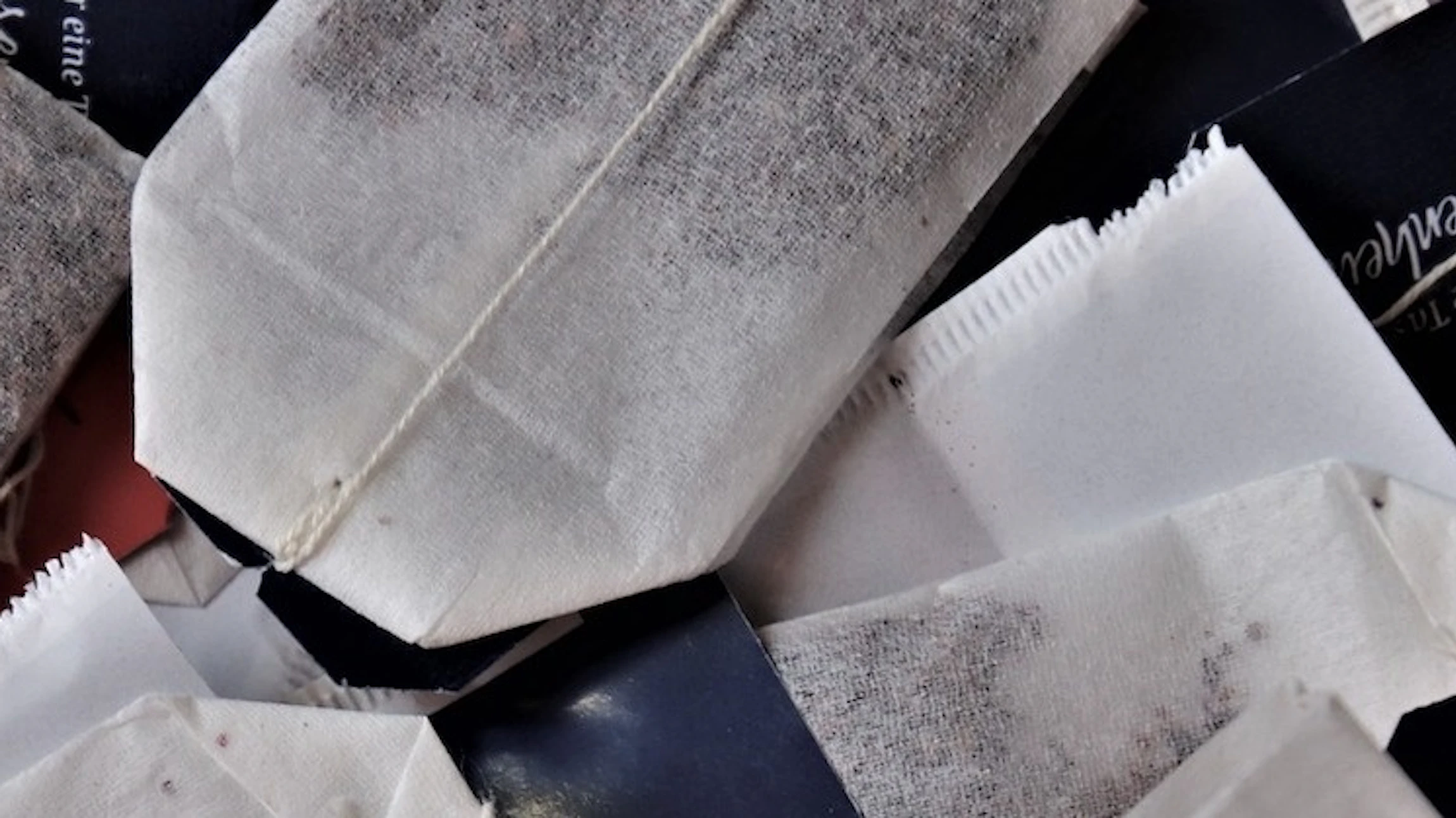 Begraaf theezakjes voor het klimaat