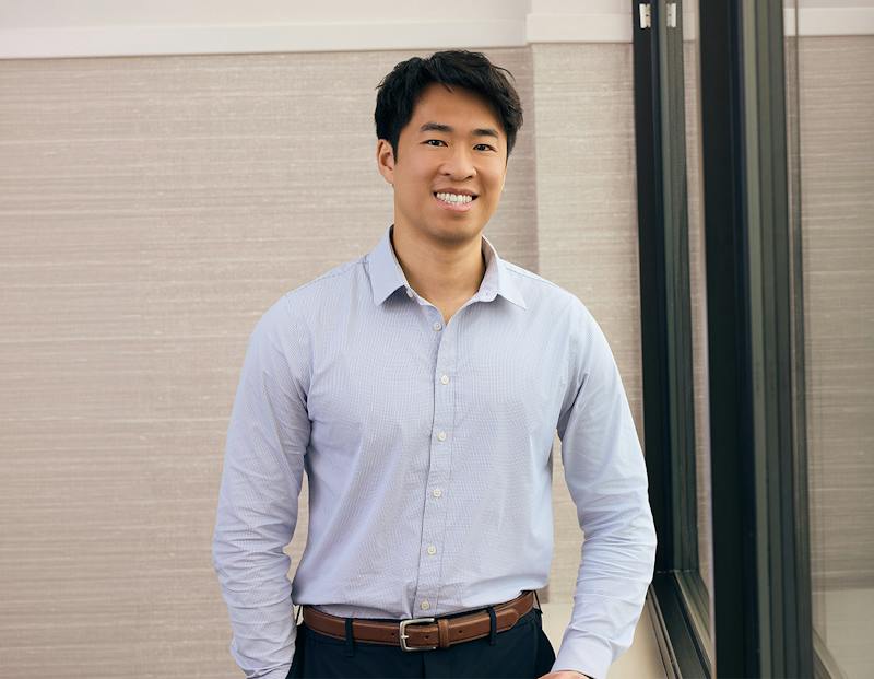 Kevin J. Feng, OD