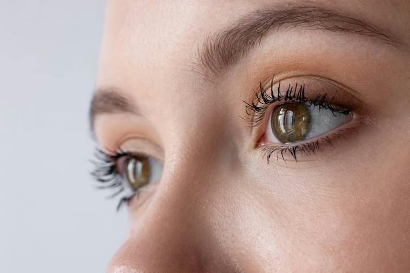 woman's eyes