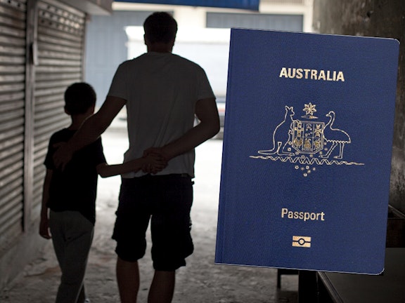 Paspoorten van veroordeelde Australische kindermisbruiker ingenomen Terre des Hommes seksuele uitbuiting van kinderen