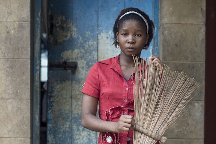 Kinderen eisen achterstallig loon op Terre des Hommes Kinderarbeid Tanzania