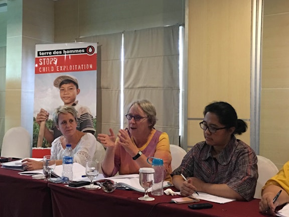 Thanks to a unique partnership between Fier Fryslan, an organisation specialised in gender based violence, and Terre des Hommes Netherlands a series of three trainings on Trauma Healing and Counseling are organised in Philippines, Indonesia and Thailand.