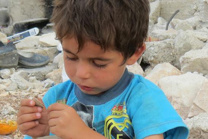  Miljoenen kinderen uit Syrië groeien op met oorlog.