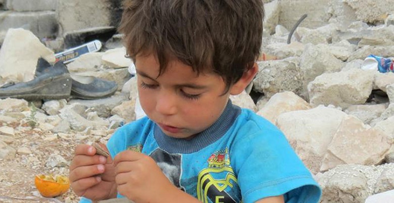  Miljoenen kinderen uit Syrië groeien op met oorlog.