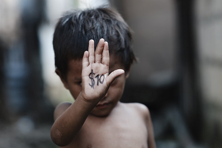 Een &#039;kindermakelaar&#039; in Pattaya seksuele uitbuiting van kinderen Terre des Hommes Thailand