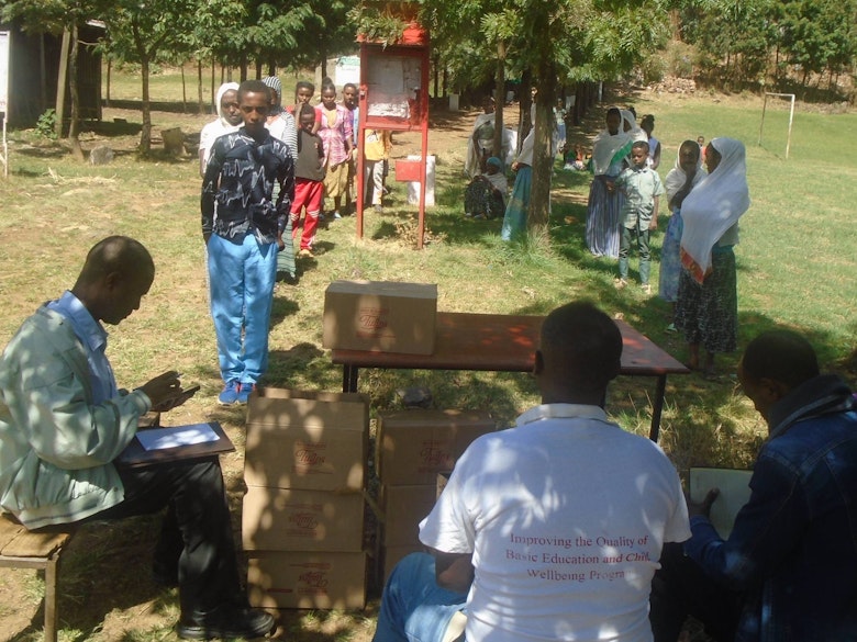 Ethiopian pupils receive hygiene items to prevent COVID-19