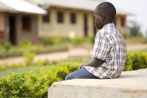 Kampala heeft ruim 4.000 kinderen van 7-17 jaar die op straat leven en/of werken.