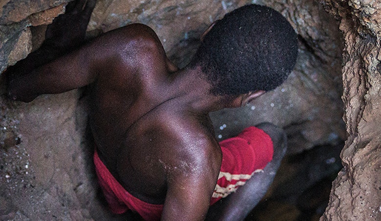 Kinderarbeid in micamijnen in Madagaskar