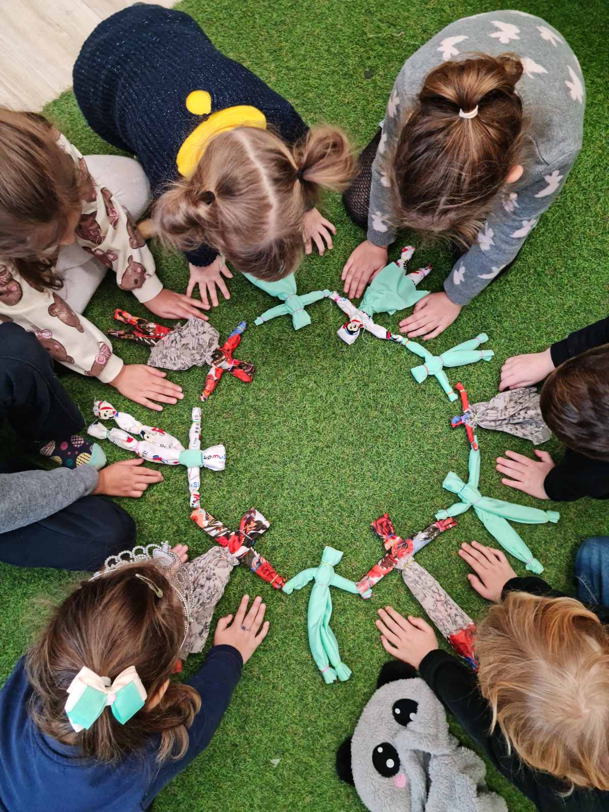 We hebben een holistische aanpak met de nadruk op kinderbescherming