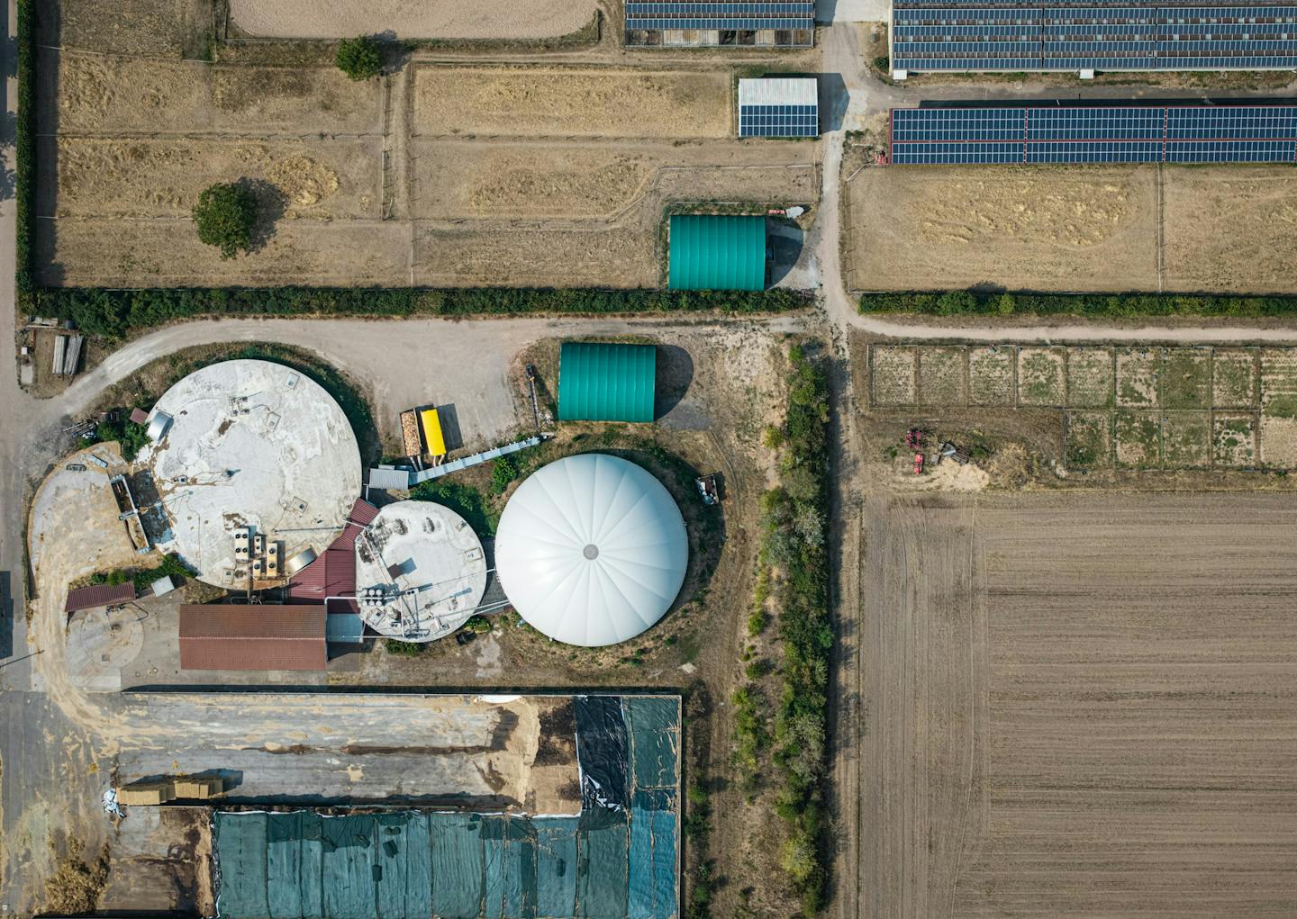 Tages Capital SGR Closes Its Second Investment Dedicated to Biomethane Production with Its Tages Helios Net Zero Fund. Acquired Two Greenfield Plants in Puglia and Basilicata. Tages Plays a Key Role in the Agricultural Biomethane Sector and the National Energy Transition.