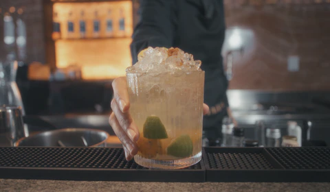 Cachaça, o Espírito Brasileiro