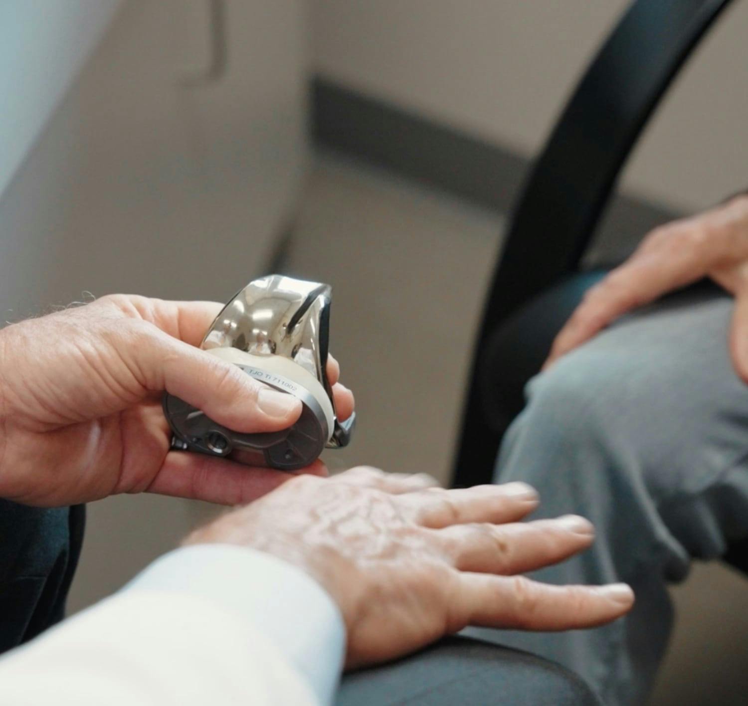 doctor with 3D model