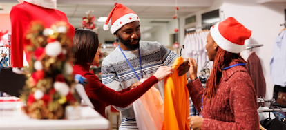   Average household set to spend £787 on Christmas – tips to slash costs  
