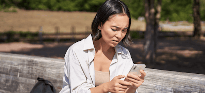 How to spot “spray and pray” delivery scams this Christmas