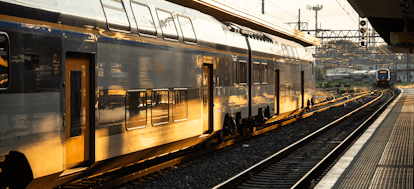 Rail fares frozen for the first time in 30 years as new refund rules kick in from April 