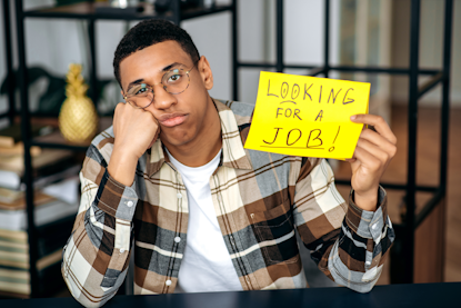 Jobs Guarantee expanded: Thousands more young people on Universal Credit to get paid work