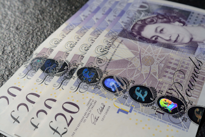 £170 cash payments, food vouchers and energy bill help: Check what support your council offers