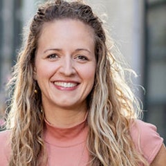 Adriana Hostettler