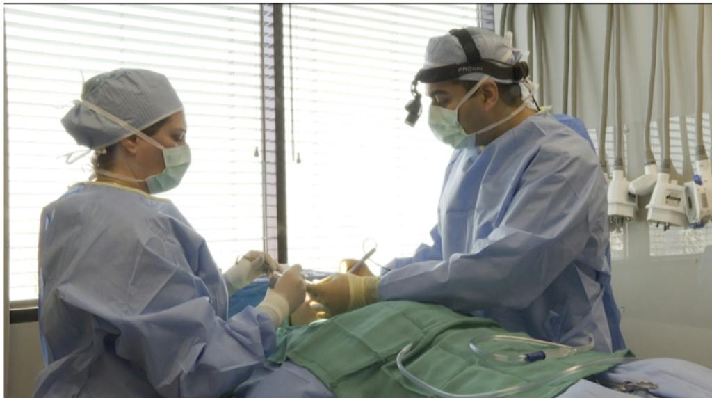 Minnesota Surgeons Divided on Latest Trend in Cosmetic Surgery
