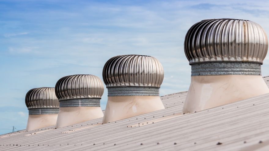 Вентиляційні димоходи на даху