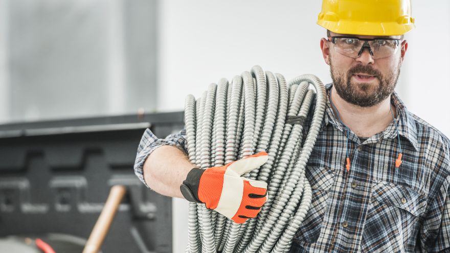 instalator z peszlem