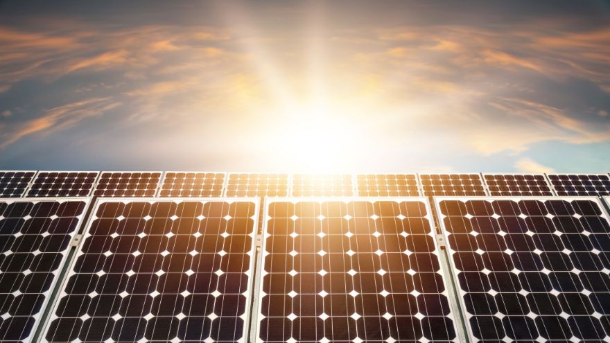 фотовольтаїка та захід сонця