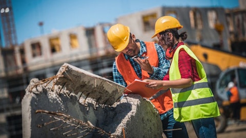 Strom und Wasser auf der Baustelle. Tipps und Best Practices