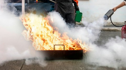 Alternatywa dla standardowych rozwiązań przeciwpożarowych: Spray gaśniczy