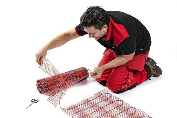 instalator-kladzie-mate-do-ogrzewania-podlogowego-elektrycznego.jpg