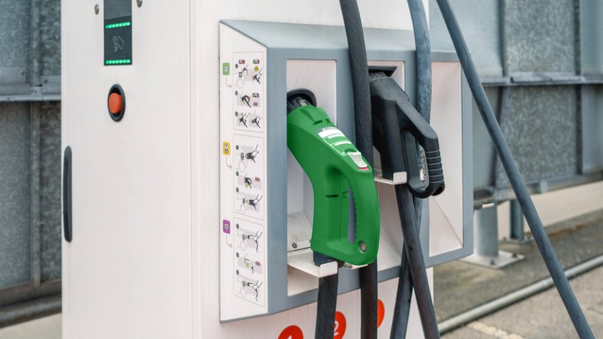 Wallboxy ze stacją ładowania pojazdów elektrycznych