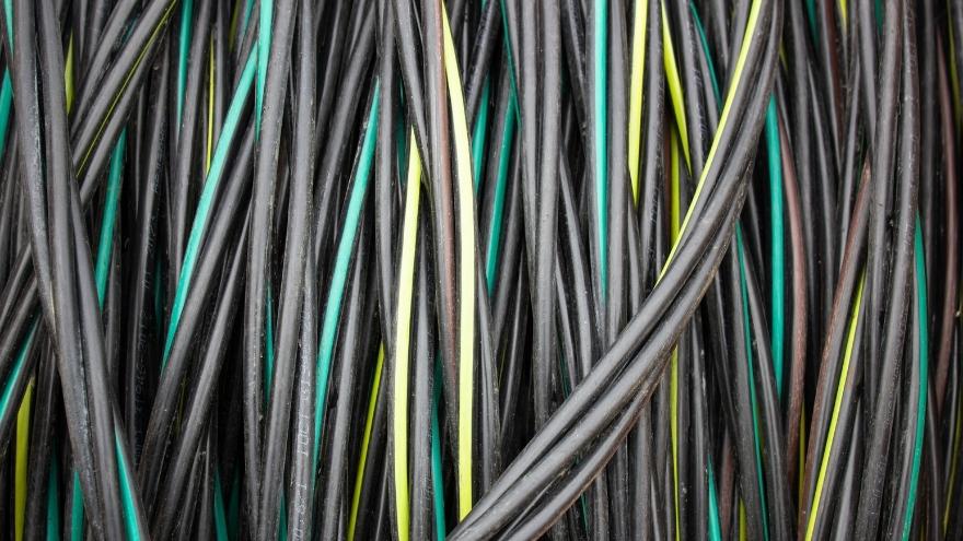 Wielożyłowe kable i przewody elektryczne do aparatury modułowej