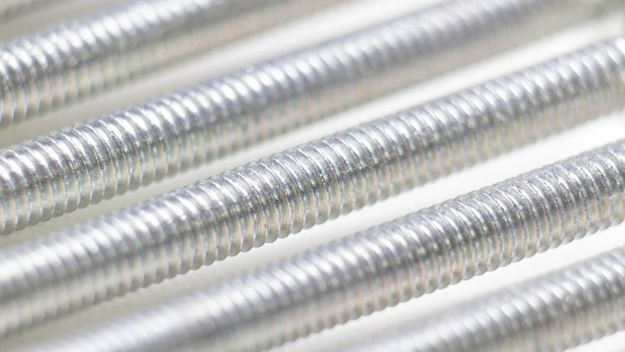 Зближення на різьбові стержні