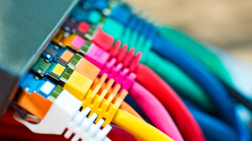 Роз'єми мережі в різних кольорах